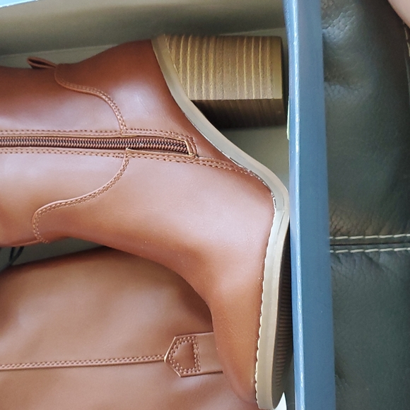 Universal Thread Davina Heeled Faux Leather Riding Boot Cognac New With Tags - Picture 5 of 6
